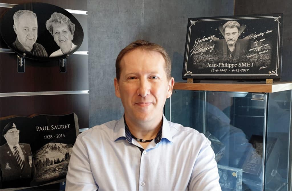 jocelyn renaud gravure plaque funeraire